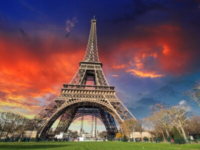 Colorful Eiffel Tower canvas, Paris France canvas, Large Eiffel Tower wall art Print, wall art, Canvas gifts, art, Colorful wall canvas