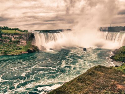 Niagara Falls Canvas, Printed on Canvas, Niagara Falls canvas, Large Canvas Print, Niagara Falls wall art, Canvas gifts, art, Canada canvas