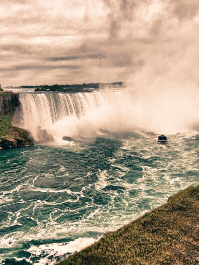 Niagara Falls Canvas, Printed on Canvas, Niagara Falls canvas, Large Canvas Print, Niagara Falls wall art, Canvas gifts, art, Canada canvas