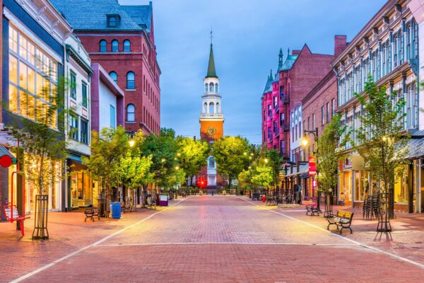 Burlington Vermont canvas, Vermont  Canvas, Burlington Vermont  Wall Art,  Lake Champlain wall art, New England street scene