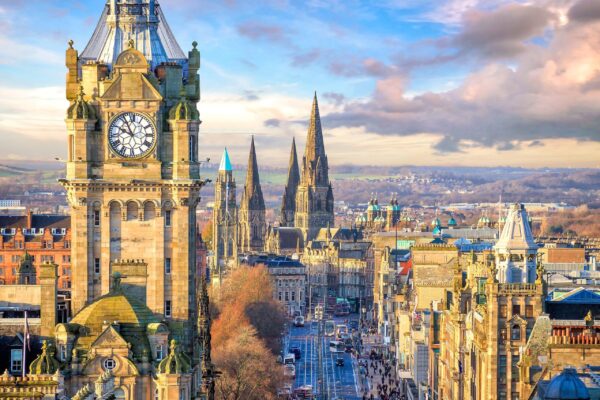 Edinburg Scotland canvas, Scotland art on Canvas, Scotland skyline canvas, Scotland Wall art, Scotland art
