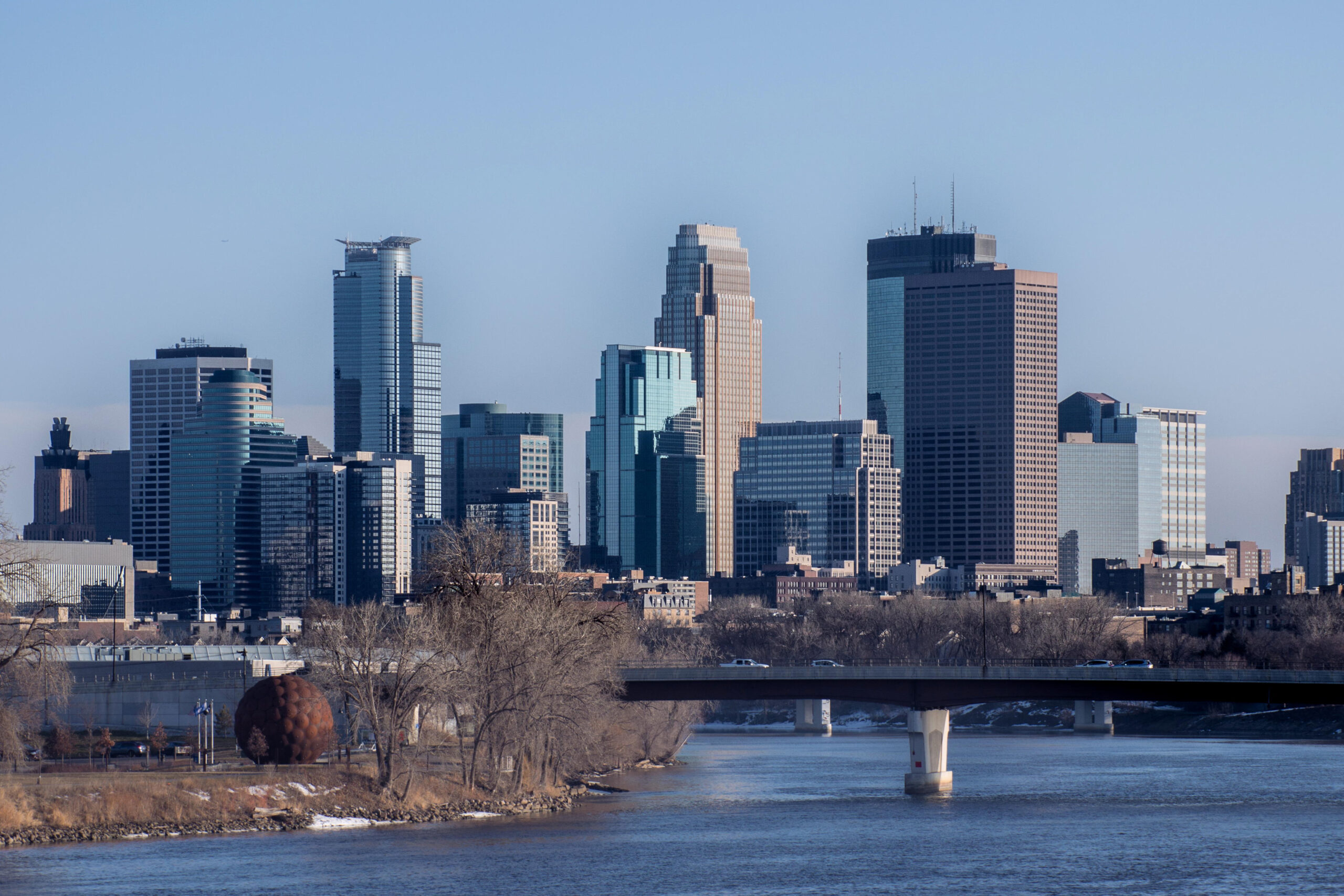 DISTANT SHOT OF MINNEAPOLIS FROM THE WATER